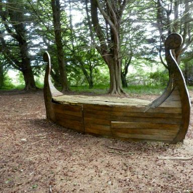 Images courtesy of Unsplash. Photography by Craig Thomas. Used with permission under the Unsplash License.